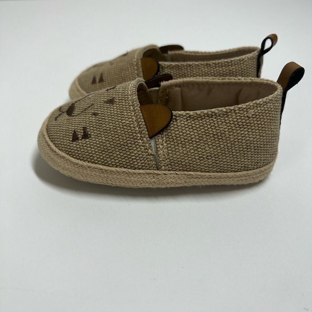 Carter's 3-6 Months Lion Baby Crib Shoes Safari Tan Soft Bottoms